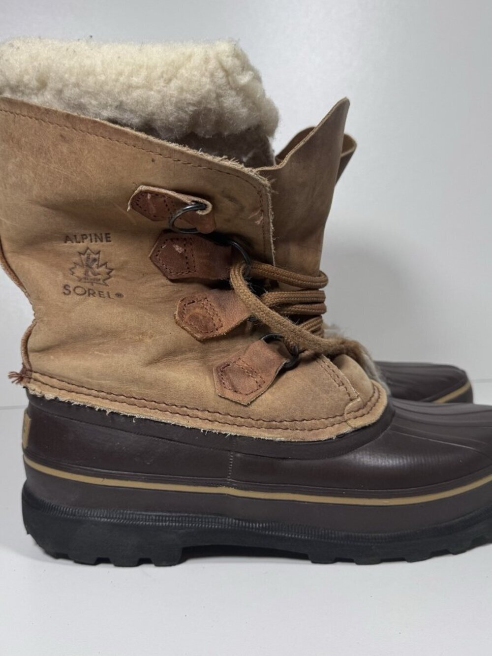 Vintage Sorel Alpine Hand Crafted Snow Boots Canada Made 8 Tan Caribou Leather